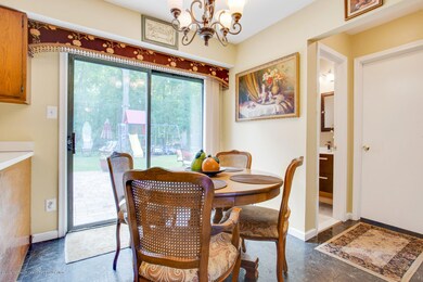 11_10Dining_Room_mls - Copy