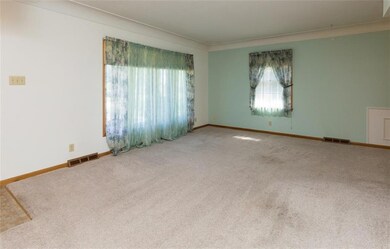 3008 Vilura Pkwy, Des Moines, IA 50310 - photo 6