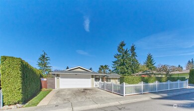 1725 106th St SW, Everett, WA 98204 - photo 2