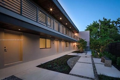 1273 NE 38th St unit 1, Oakland Park, FL 33334 - photo 2