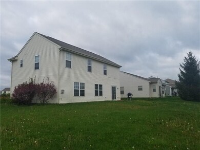 440 Southern Pines Dr, Whiteland, IN 46184 - photo 2