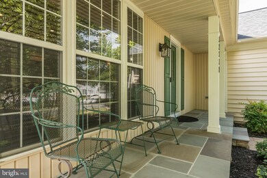 12510 Hawks Nest Ln, Germantown, MD 20876 - photo 4