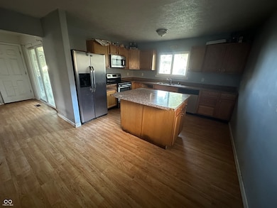 511 Pushville Rd, Greenwood, IN 46143 - photo 3