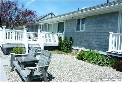 208 Dogwood Dr, Bayville, NJ 08721 - photo 4