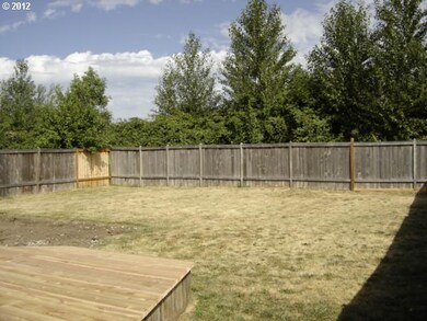 3707 Plumtree Dr, Eugene, OR 97402 - photo 2