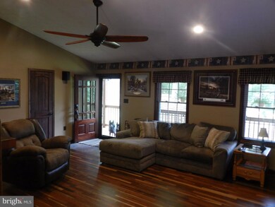 323 S Timber Ridge Rd, Cross Junction, VA 22625 - photo 6