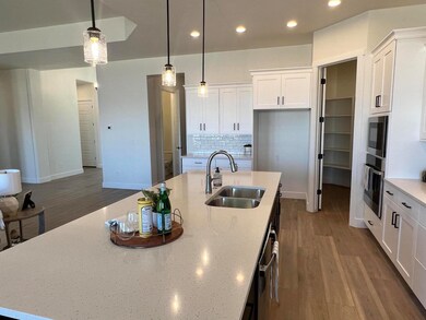 CAS 5 Kitchen 4
