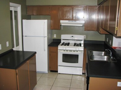 2467 Nugget Ln unit B, Tallahassee, FL 32303 - photo 5