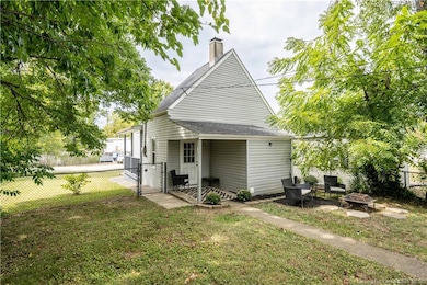 1016 Clark St, New Albany, IN 47150 - photo 4