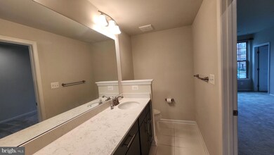 10145 Dorsey Ln, Lanham, MD 20706 - photo 7