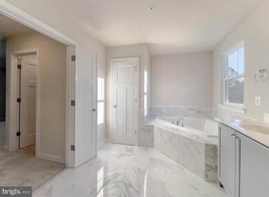 45273 Pinetta Point Ln, California, MD 20619 - photo 4