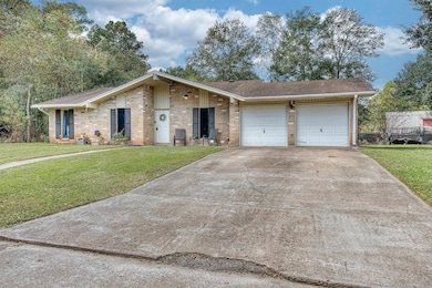 1715 Wexford Dr, Vidor, TX 77662 - photo 3