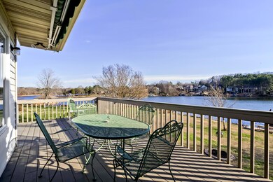 07_ChatugaWay_239_Deck1_01