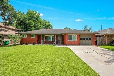 863 Judiway St, Houston, TX 77018 - photo 4