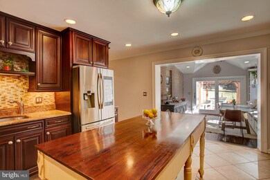 14801 Spring Meadows Dr, Germantown, MD 20874 - photo 6