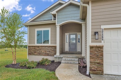 32468 W 168th Ct, Gardner, KS 66030 - photo 2