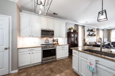 1808 Hubbell Dr Mount Pleasant-008-038-K