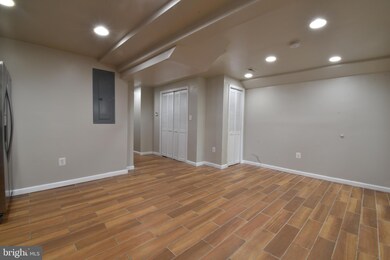 622 Princeton Place NW unit B, Washington, DC 20010 - photo 6