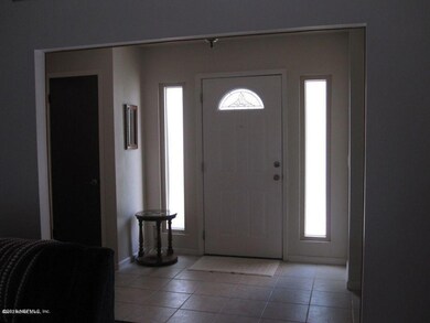 7061 Holiday Hill Ct, Jacksonville, FL 32216 - photo 3