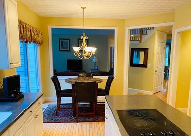 200 Fieldstone Ln, Saunderstown, RI 02874 - photo 6