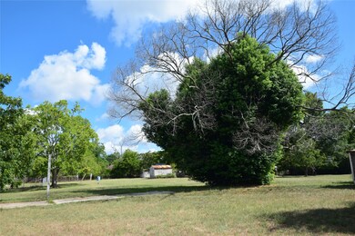 35210 Free Ln, Pinehurst, TX 77362 - photo 3