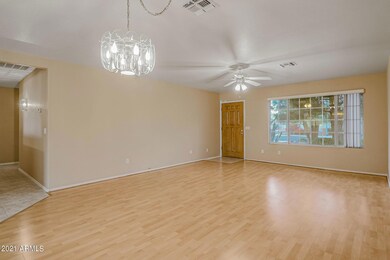 Living Room/Dining Room 2