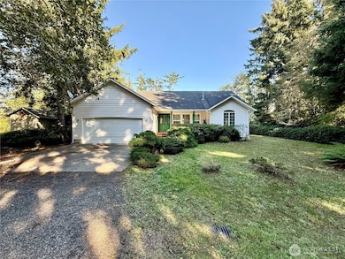 736 Duck Lake Dr SE, Ocean Shores, WA 98569 - photo 4