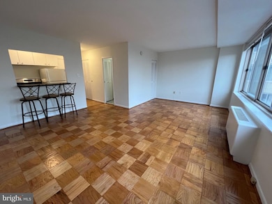 Jefferson House unit 406, Washington, DC 20037 - photo 2