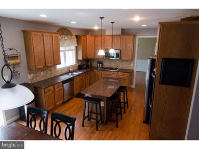 2941 Avebury Stone Cir, Downingtown, PA 19335 - photo 2