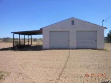 Garage and car port
