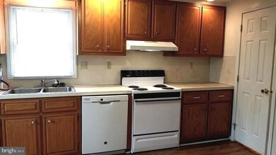 297 Martinsburg Rd unit A, Berkeley Springs, WV 25411 - photo 2