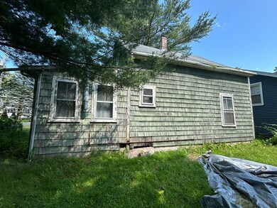 148 Lakeview Ave, Taunton, MA 02780 - photo 5