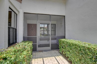 9596 Oregon Rd, Boca Raton, FL 33434 - photo 3