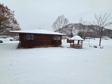 306 S Burr Oak St, Rushford, MN 55971 - photo 5