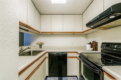 lots of storage in the kitchen