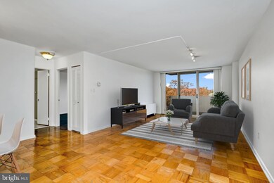 Van Ness East unit 918, Washington, DC 20008 - photo 7