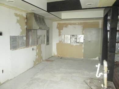 25716 S State Line Rd, Crete, IL 60417 - photo 5