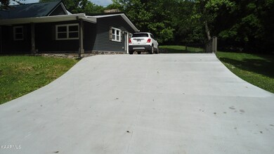 4248 Maple Valley Rd, Morristown, TN 37813 - photo 5