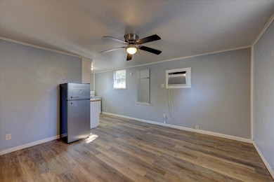 2445 South St unit Garage Apt., Beaumont, TX 77702 - photo 4