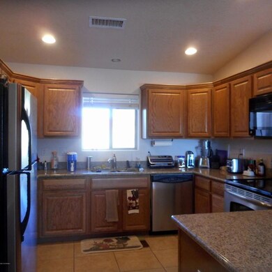 2545 2018 kitchen 2