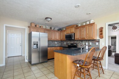 416 Bellaire Dr, Harrodsburg, KY 40330 - photo 3