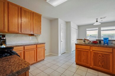 3801 Parry Field Ct, Pearland, TX 77584 - photo 3