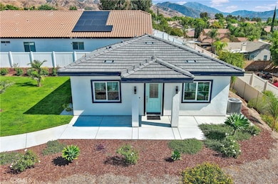 29329 Kemper Ln, Highland, CA 92346 - photo 3