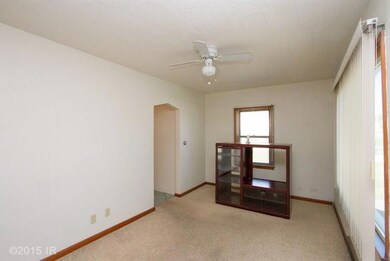 904 E 25th Ct, Des Moines, IA 50317 - photo 2