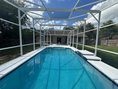 Pool screen enclosure
