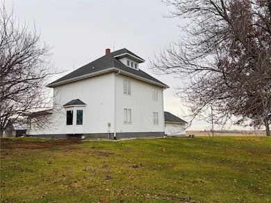 7168 Hwy 21, Elberon, IA 52225 - photo 4