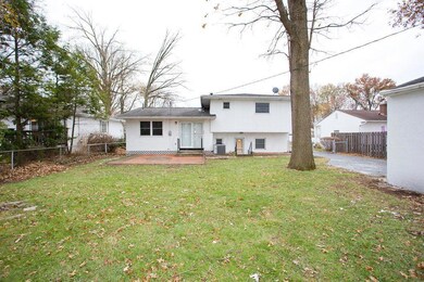 1346 Ironwood Dr, Columbus, OH 43229 - photo 3