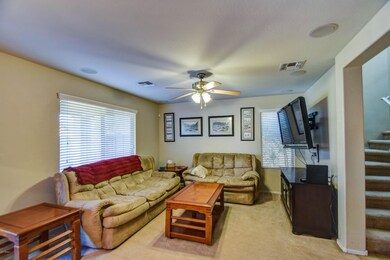 family room 2