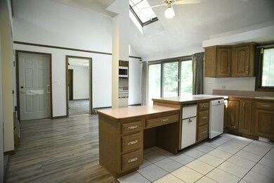 15 Lantern Ln unit 1, Dracut, MA 01826 - photo 4