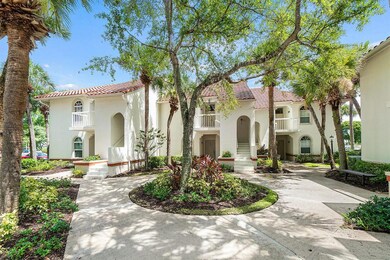 124 Cypress Point Dr unit D, Palm Beach Gardens, FL 33418 - photo 3